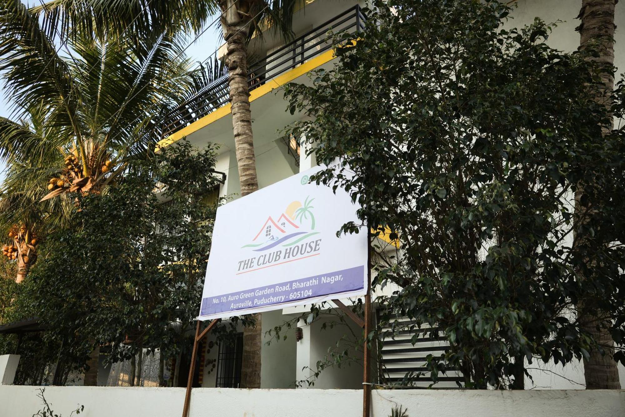Hotel The Club House Puducherry Exterior foto